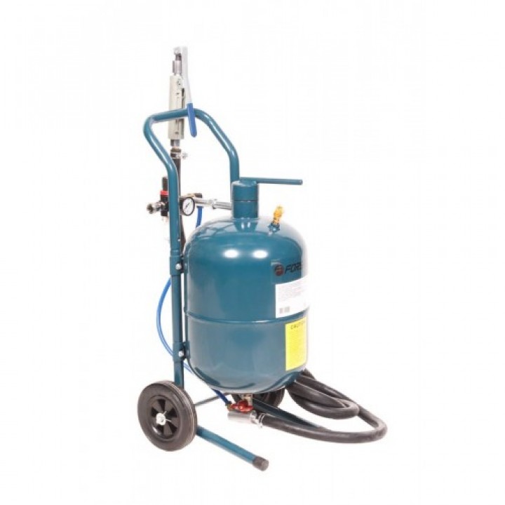 Передвижной пескоструйный аппарат напорного типа (бак 75л, 170-710л/мин, 4-8,5атм) пневмо.